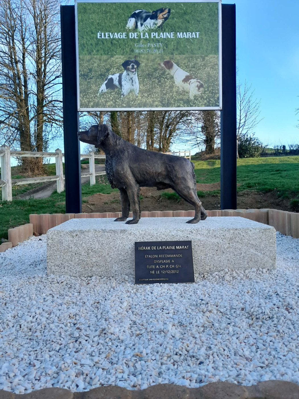 De la plaine marat - Hérak de la Plaine Marat en bronze...